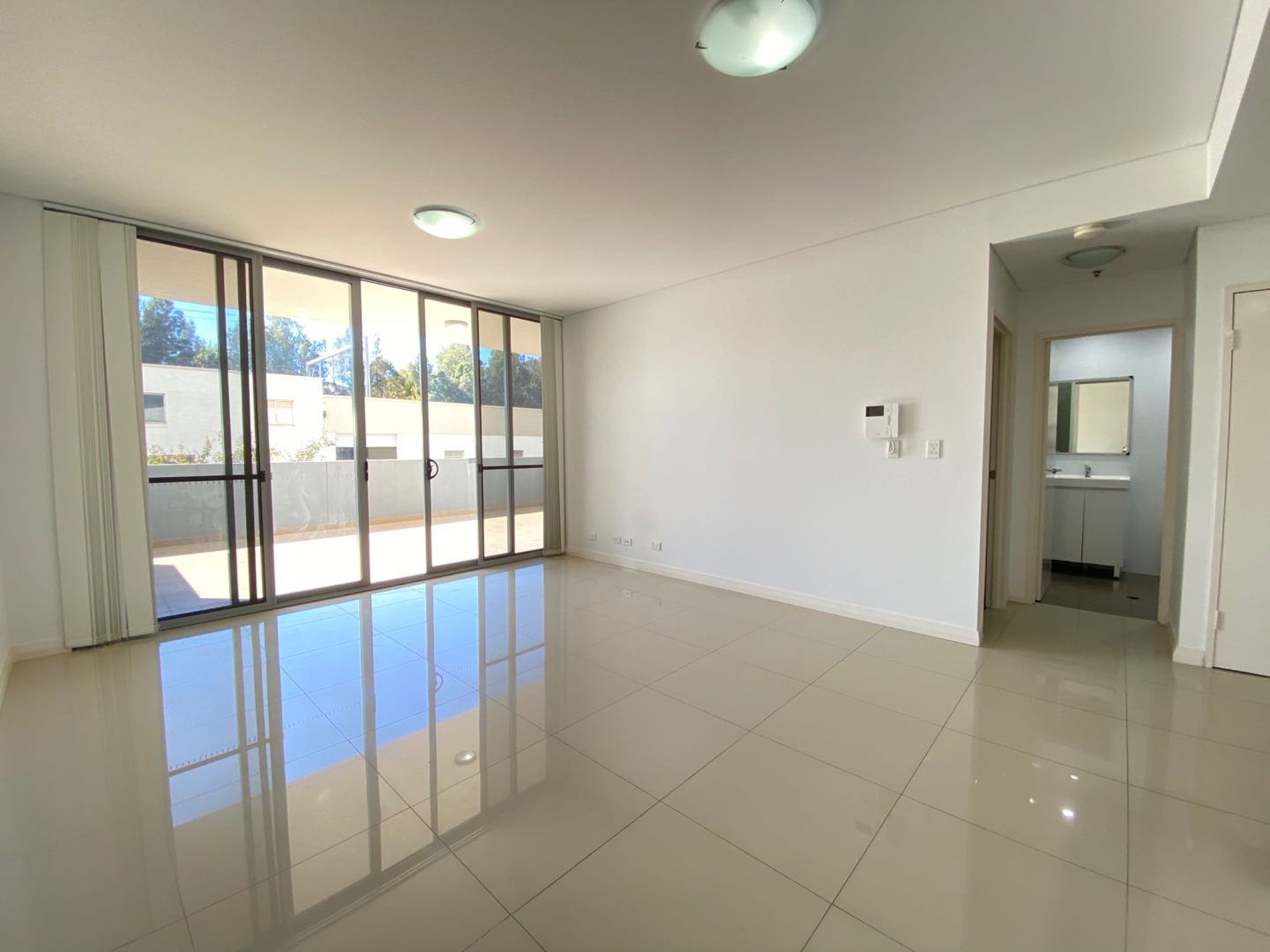 3004 / 15 CHARLES STREET, Canterbury