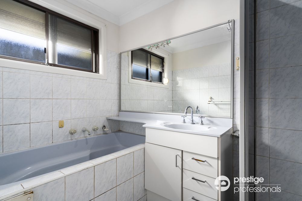 13 Malinya Crescent, Moorebank