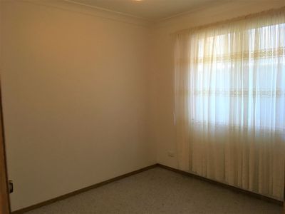 7 Golden Wattle Drive, Ulladulla