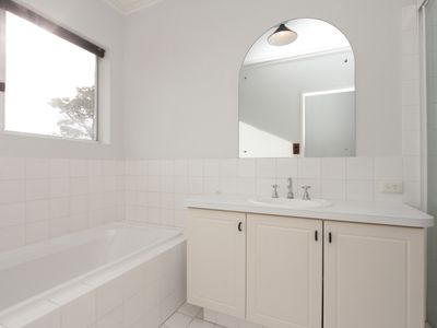 2 / 19 Kitchener Avenue, Burswood