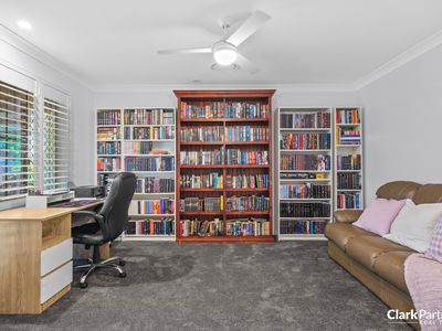 27 Peppertree Street, Warner
