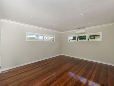 2 Ainsdale Street, Chermside West