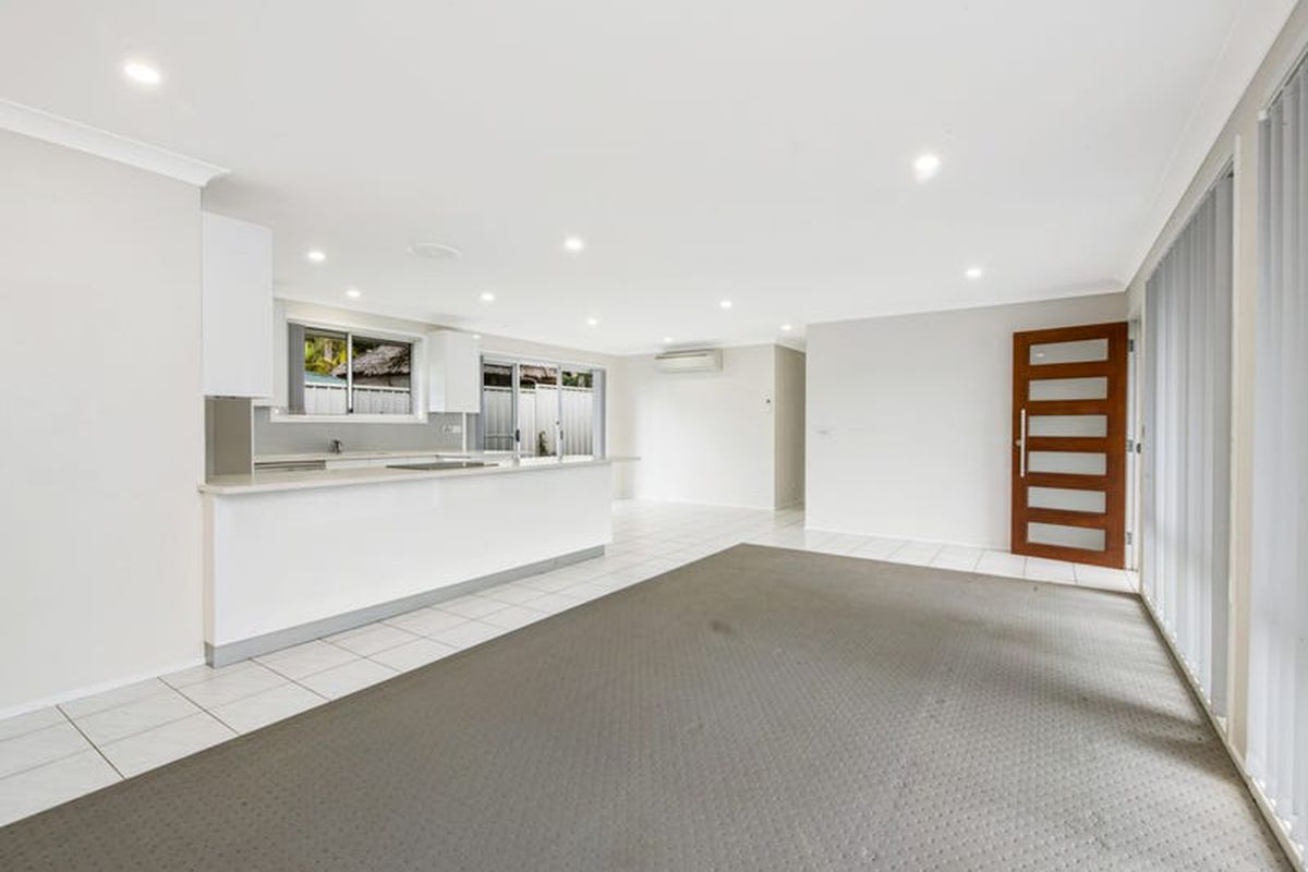 11A Lisarow Street, Lisarow