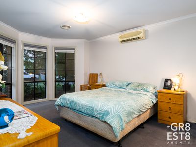 15 Fetlock Lane, Cranbourne East