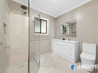 87 Hollywood Drive, Lansvale