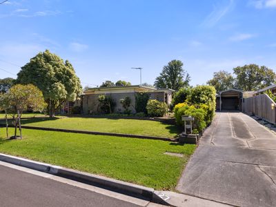 27 Turnbull Street, Sale