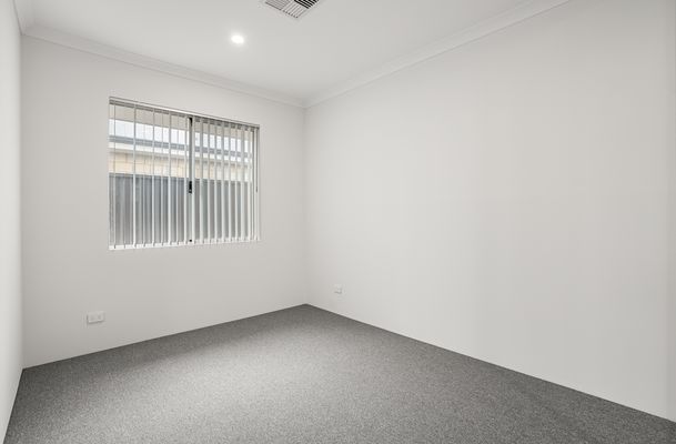 4 Lustre Rd, Baldivis