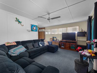 67 North Station Road, North Booval