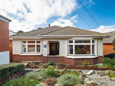 41 Ventnor Street, Mornington
