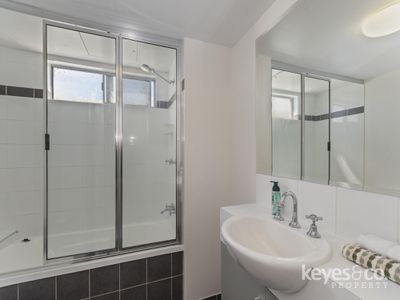 60 / 11-17 Stanley Street, Townsville City