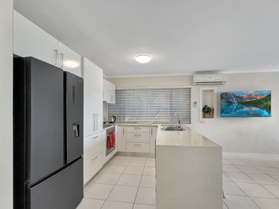 1 / 93 Parkyn Parade, Mooloolaba