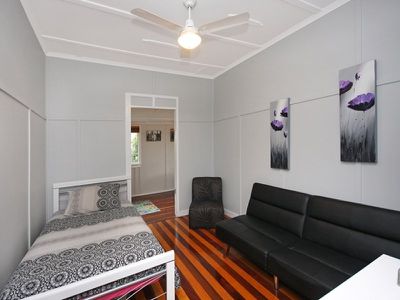 6 Welsby Street, North Booval