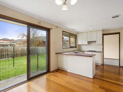39 Tasman Drive, Bundoora