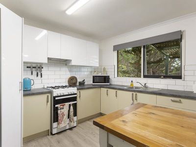 24 Hanley Cres, Seymour