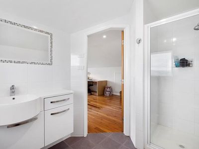 180 Dillons Hill Road, Glaziers Bay