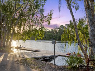7 Yale Close, Douglas