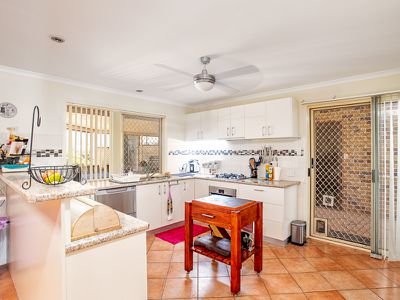 9 Macbel Court, Torquay