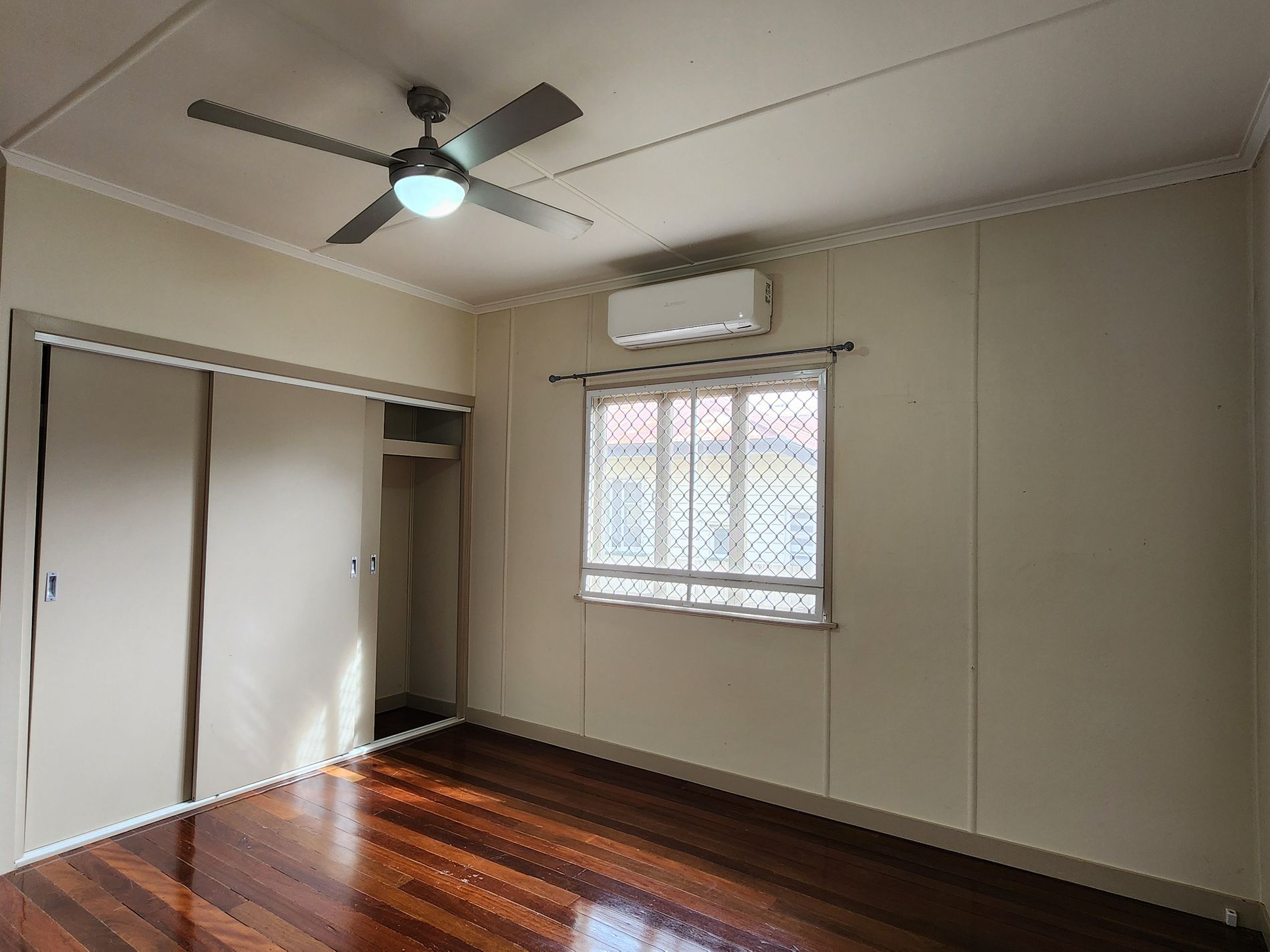 11 Alexandra Street, Booval