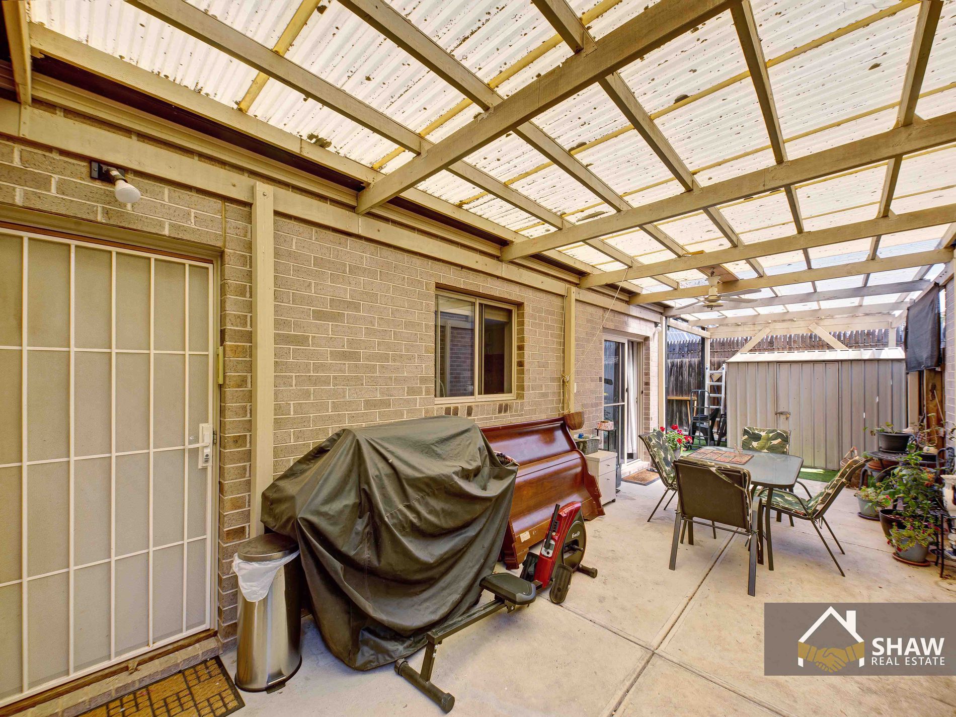 2 / 16 Bellinger Crescent, Wyndham Vale