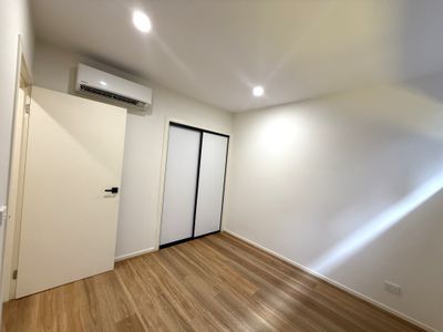 2 / 112 Cumberland Road, Pascoe Vale