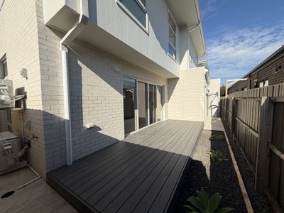 2 / 24 Willana Avenue, Hamlyn Heights