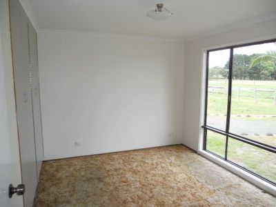 220 Glencoe West Road, Glencoe West
