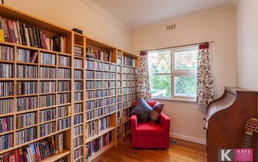 10 Sugarloaf Road, Beaconsfield Upper