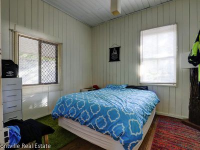 47 Main Street, Montville