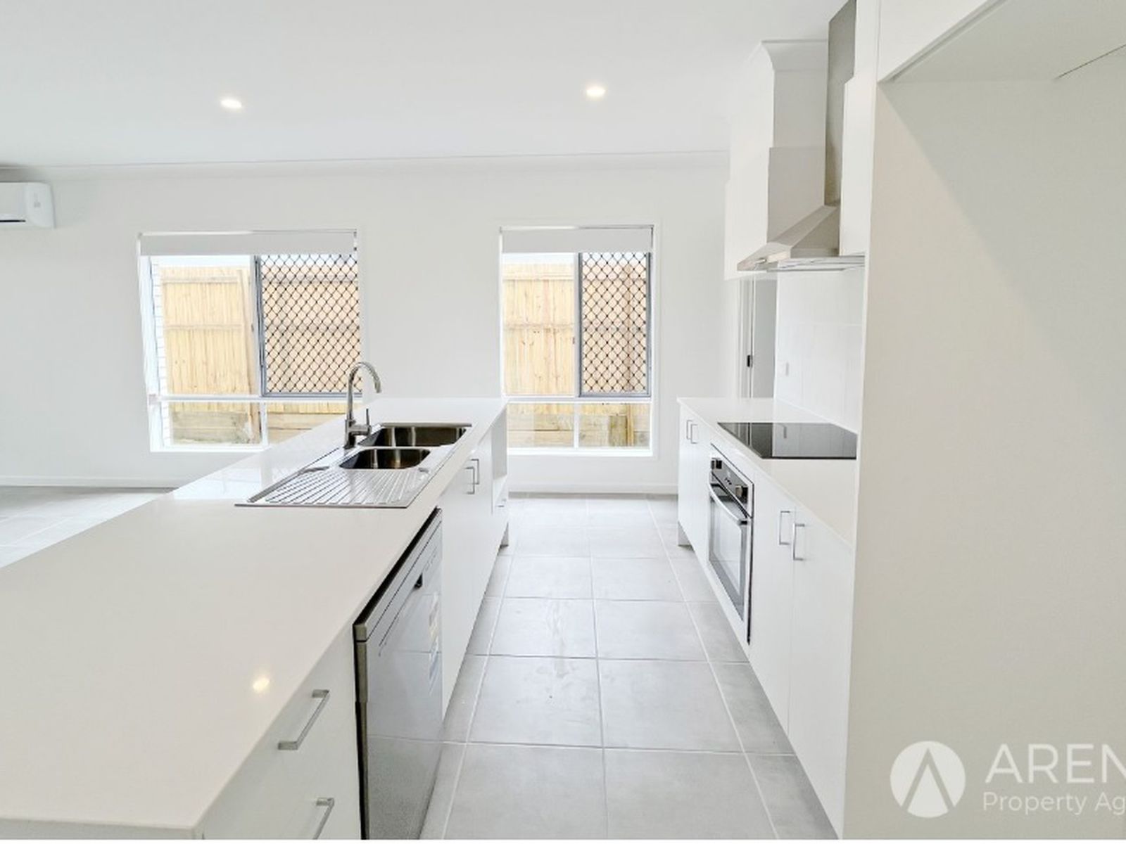 Cnr 3 + 2 Bed Dual Key! fr $1.2 m  Lux Pkg