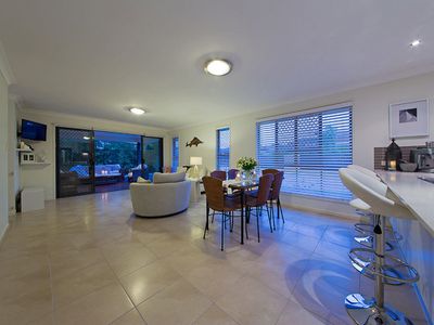 17 Higgs Circuit, Wynnum West