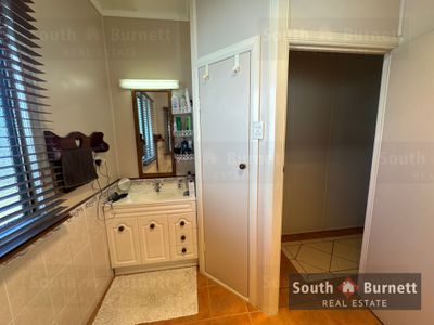 17 James Street, Kingaroy