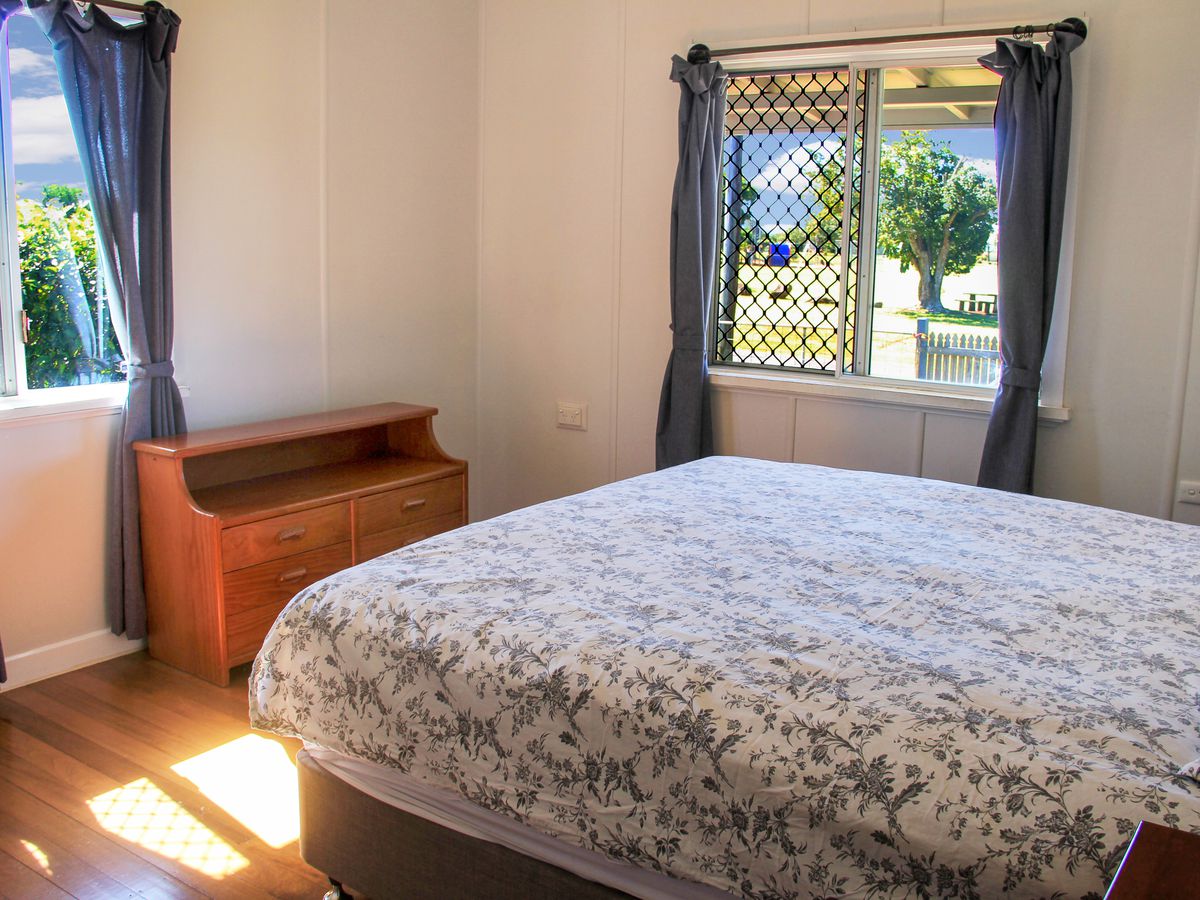 34 Solar Crescent, Atherton
