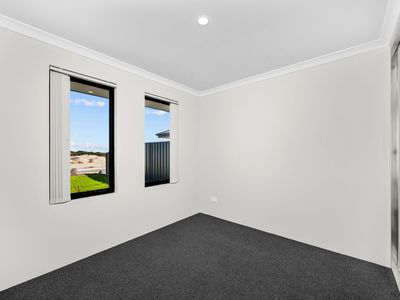 12 Nanarup Street, Two Rocks