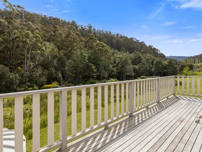 880 Woodbridge Hill Road, Gardners Bay