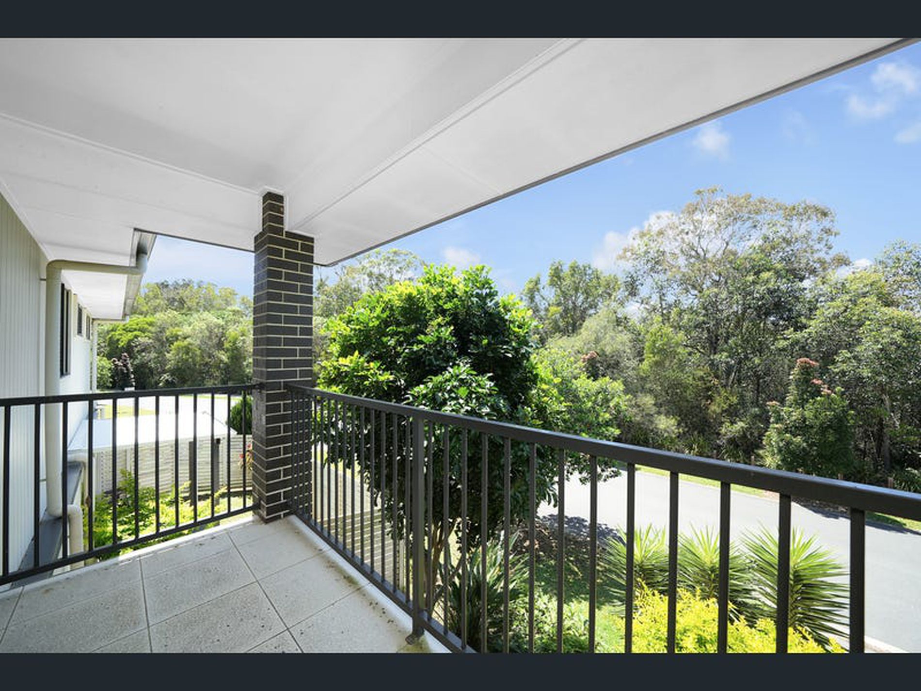 1 / 1 Goal Crescent, Griffin