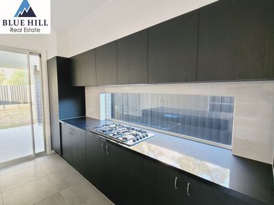 7 Wedgetail Avenue, Austral