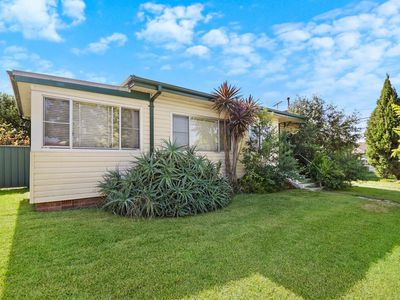 13 Yuruga Avenue, Doonside