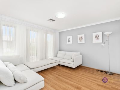 17 Simcoe Way, Caversham