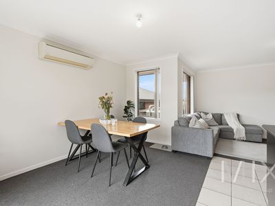 1 / 19 Joseph Link, Brighton