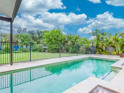 33 Audrey Avenue, Helensvale