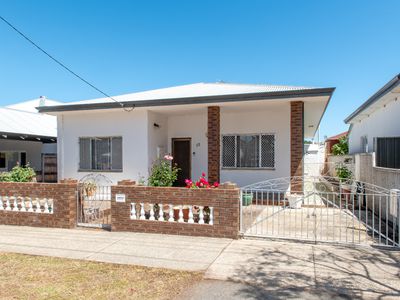73 Norfolk Street, North Perth