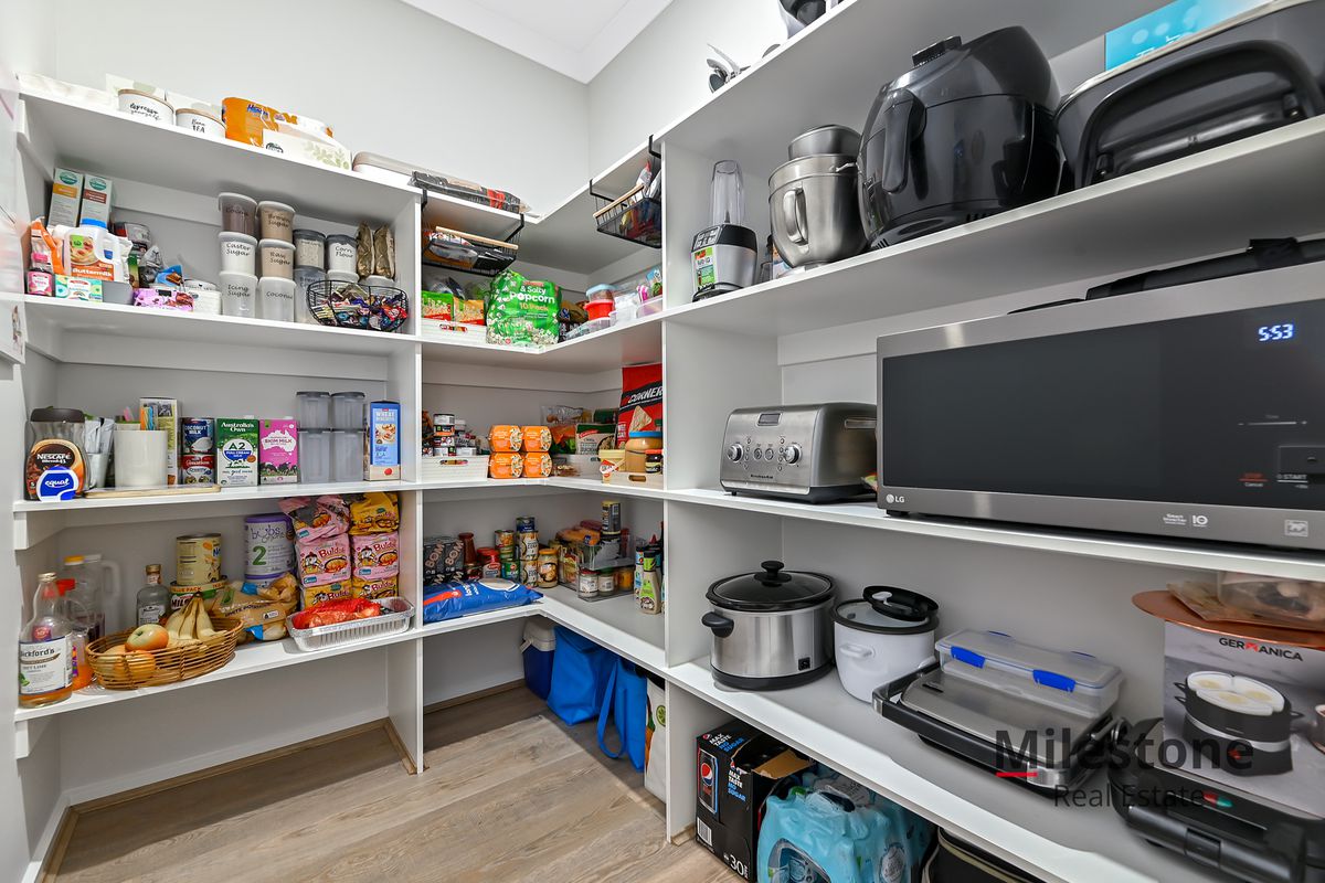 10 Dalmatian street, Cranbourne East