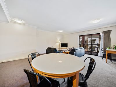 8 / 118 Mounts Bay Road, Perth