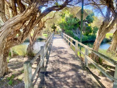 40 Governor Drive, Falcon