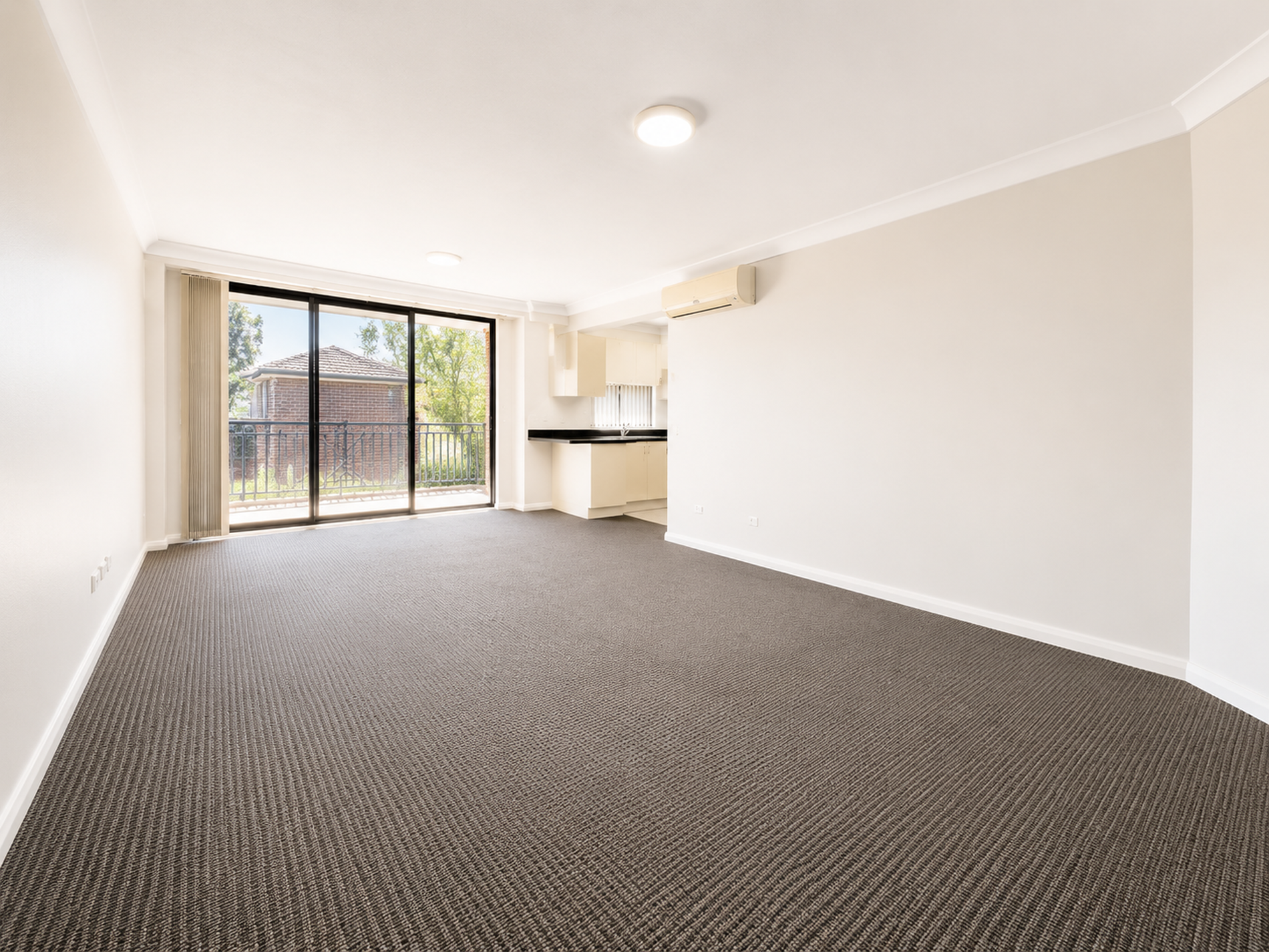 19/181 Hawkesbury Road, Westmead