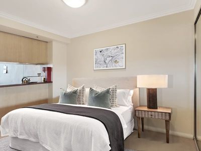 1413 / 1 Sergeants Lane, St Leonards