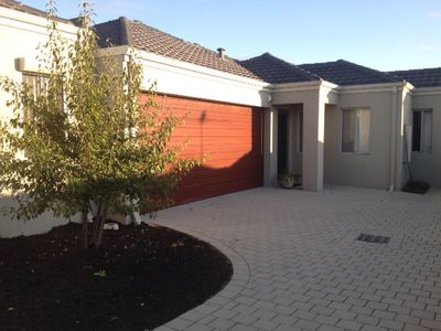 37C Hillsborough Dr, Nollamara