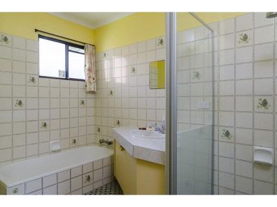 24 Maple Avenue, Tewantin