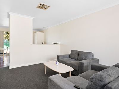 9 / 579 Hannan Street, Somerville