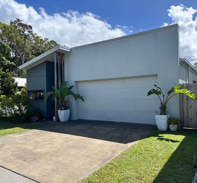 66 The Avenue, Peregian Springs